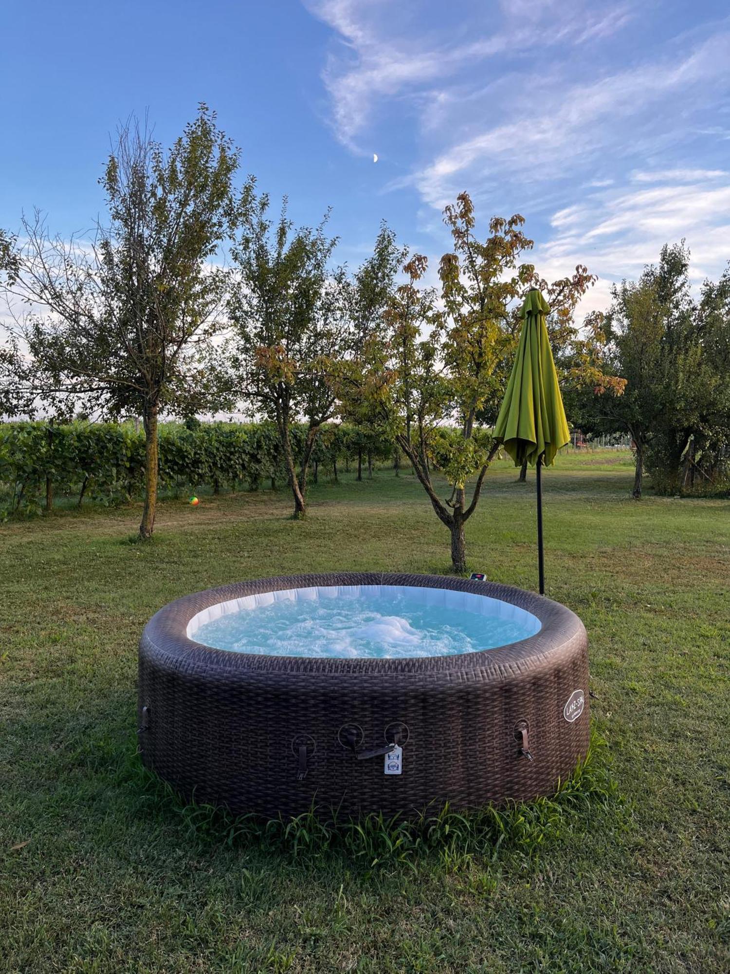 Agriturismo Lis Rosis Medea Exteriör bild